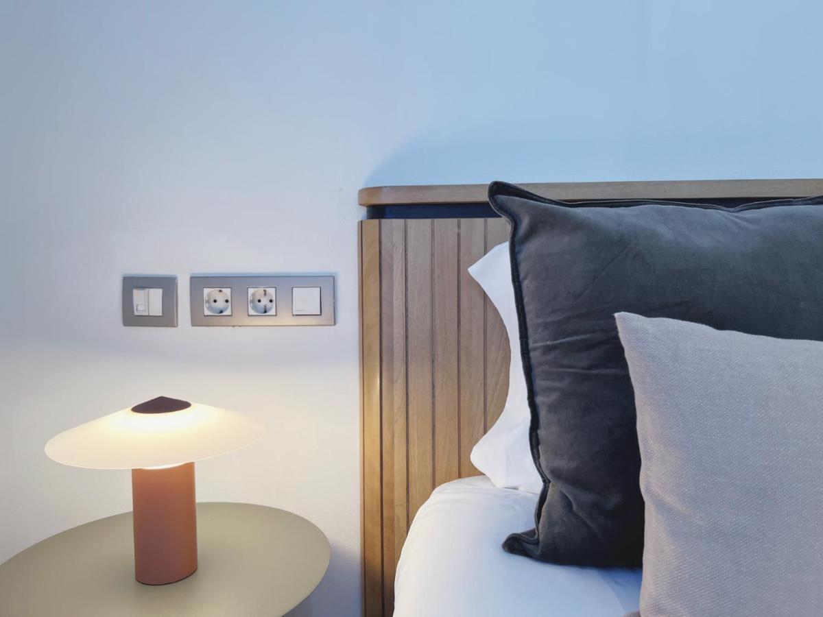 Stay U-Nique Apartments Urquinaona II บาร์เซโลนา ภายนอก รูปภาพ